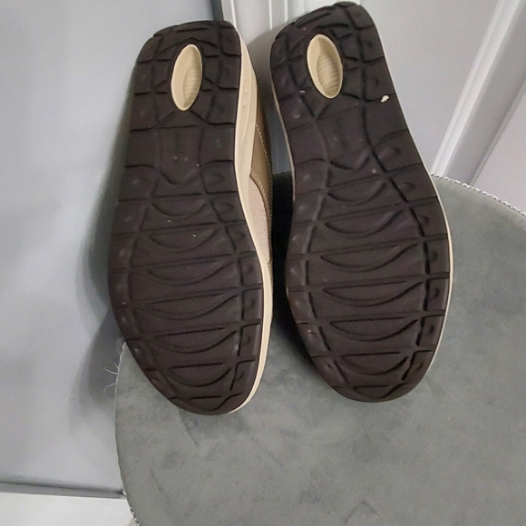👟Casual Shoes/EASY SPIRIT         NWOB - Picture 10 of 11